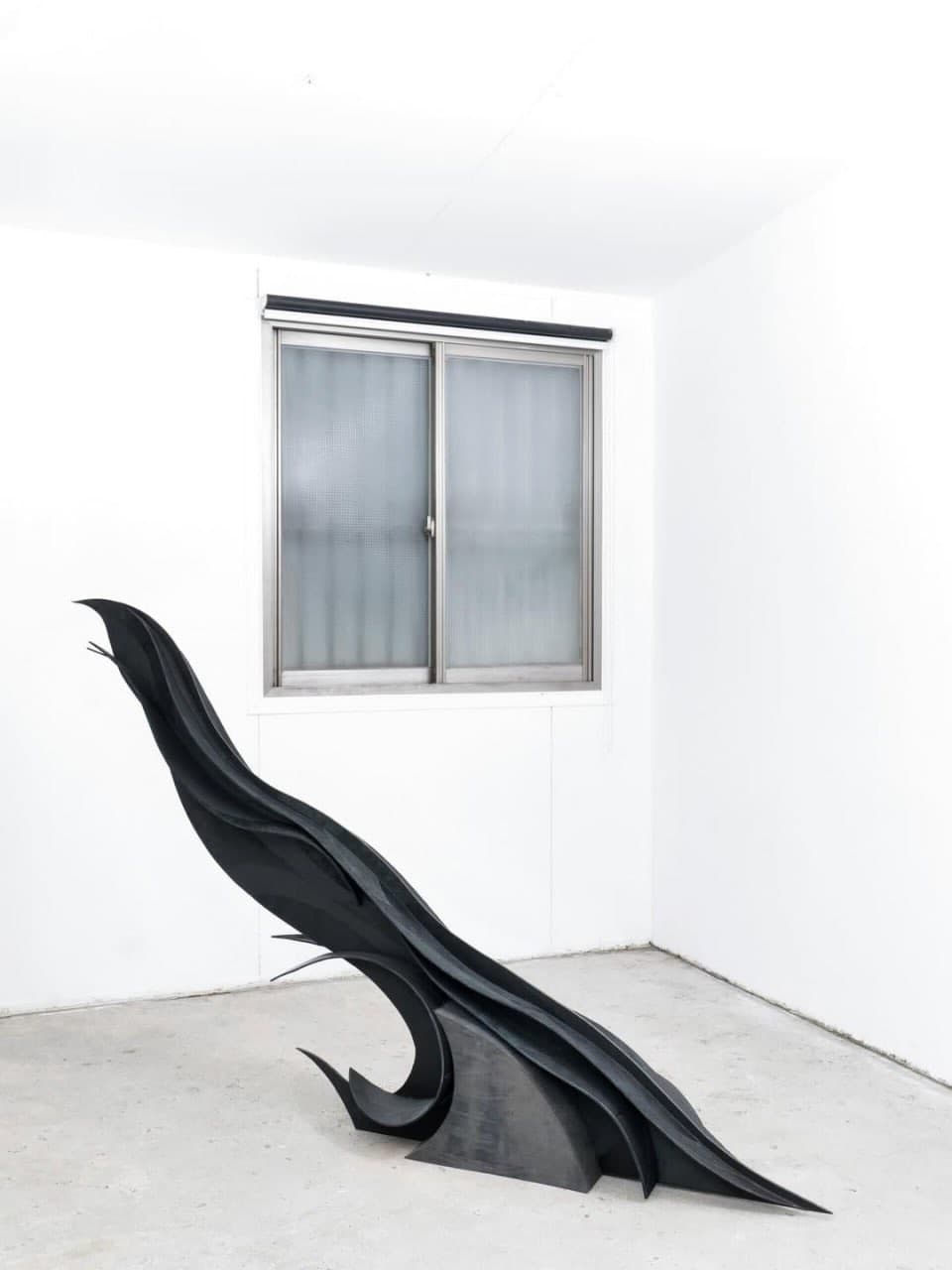 GROWING BODY installation view