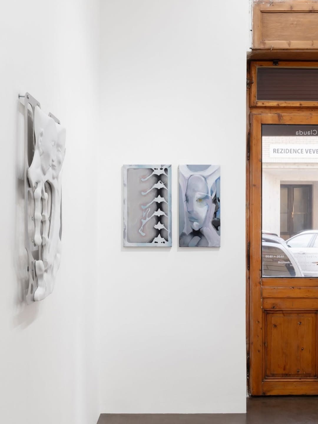 GROWING BODY installation view 4