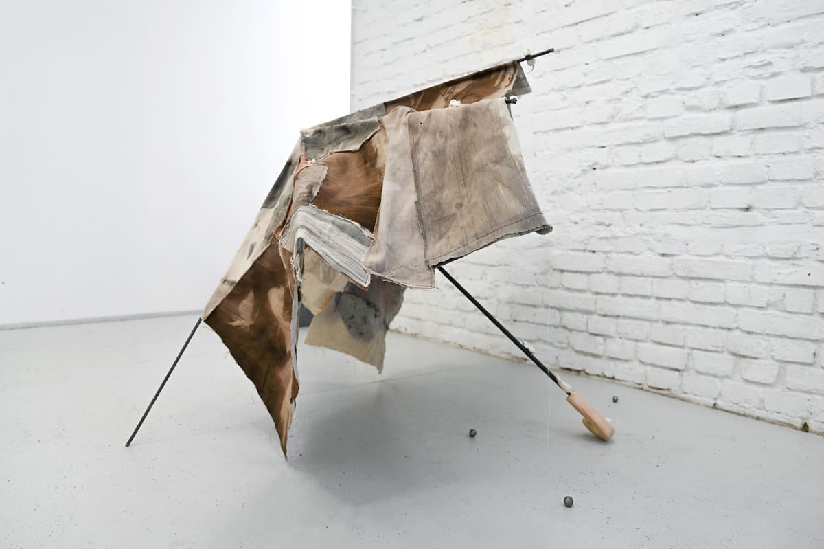 TANGLED IN SHADOWS FROM AN OLD DRAWER installation view 9