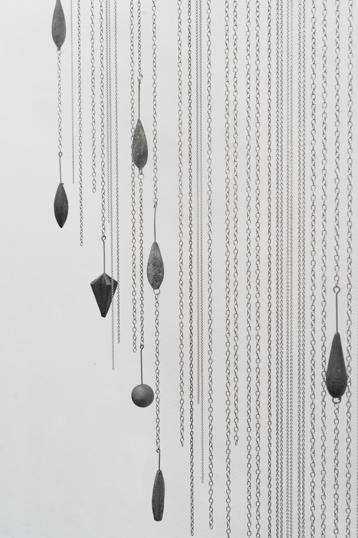 Main de fer, gant de velours installation view 19