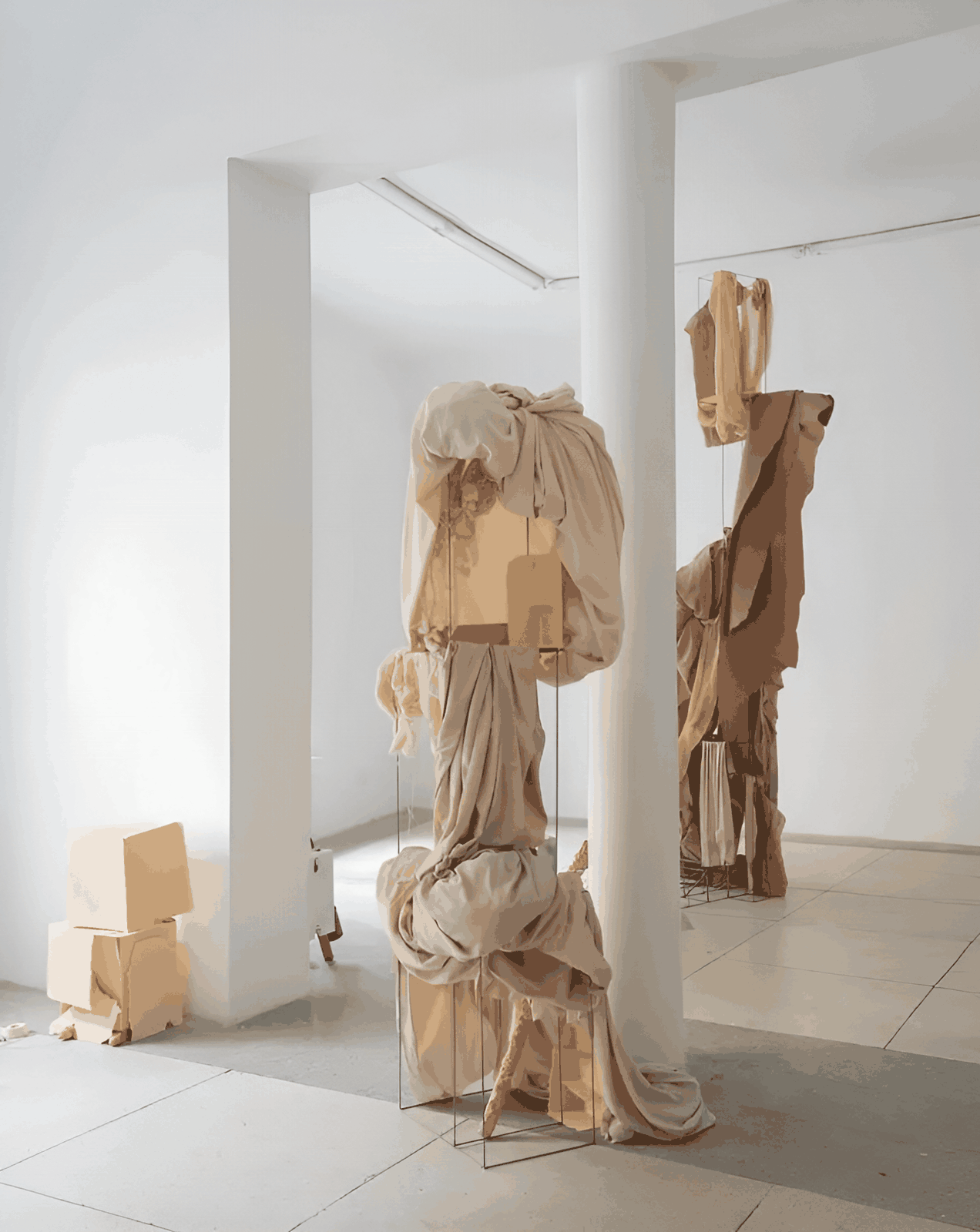 KETEROS exhibition view