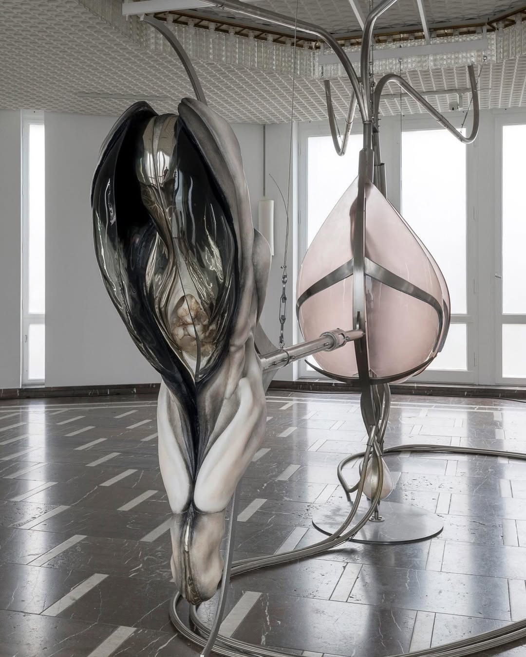 METEMPSYCHOSIS: THE PASSION OF PNEUMATICS installation view 4