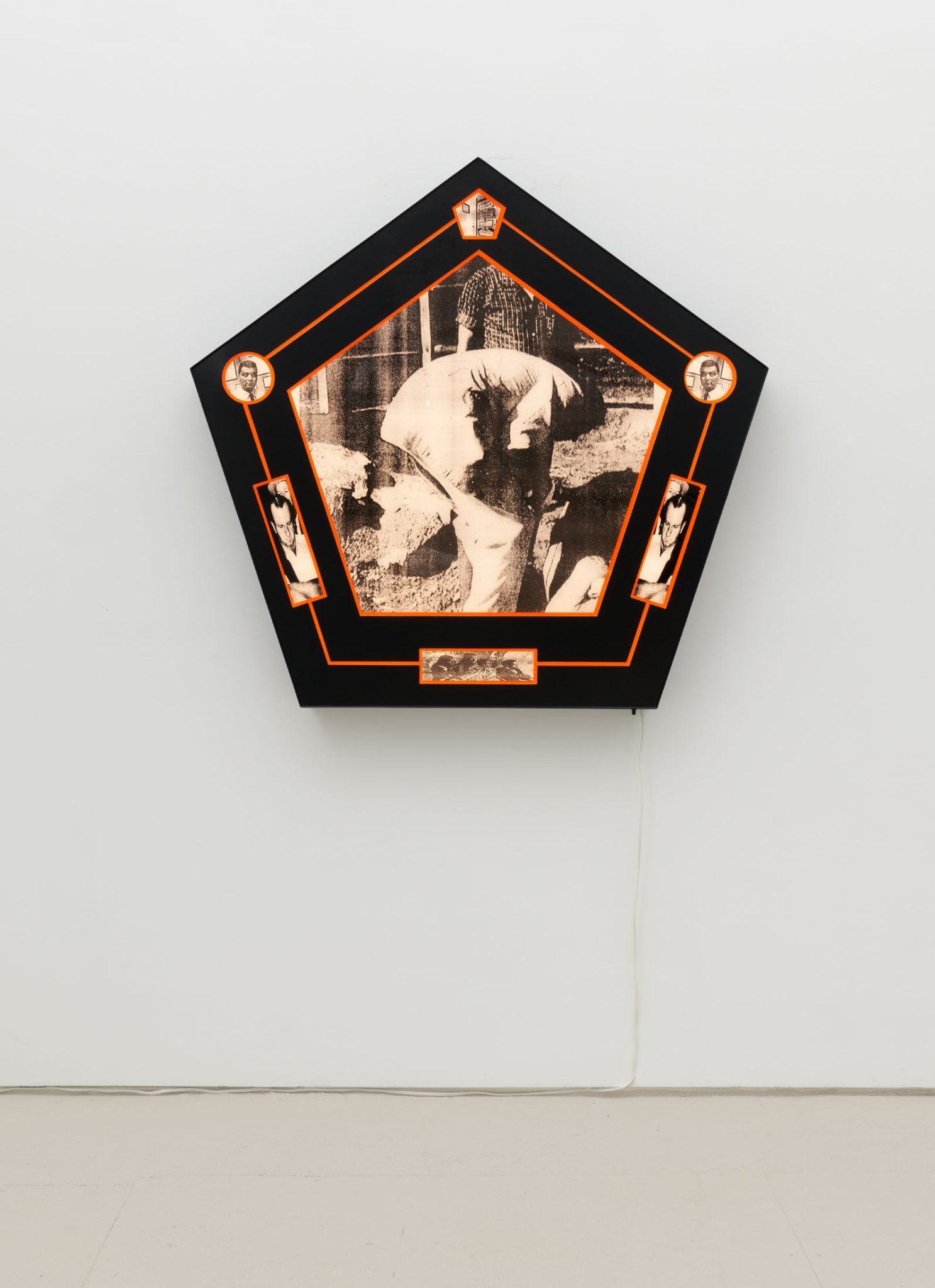 ACTUALIZATION MACHINE installation view 6
