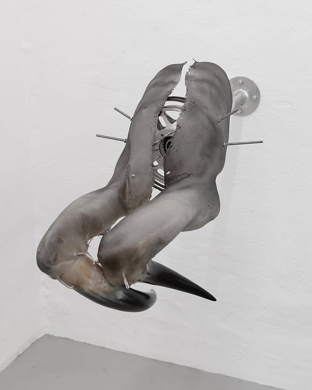 THE NEOLIBERAL URGE TO CURATE A FRIENDSGROUP exhibition view