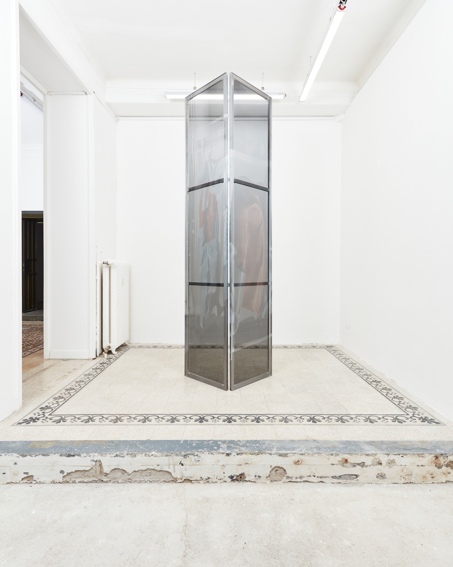 Incommunicability is itself a source of pleasures installation view 10