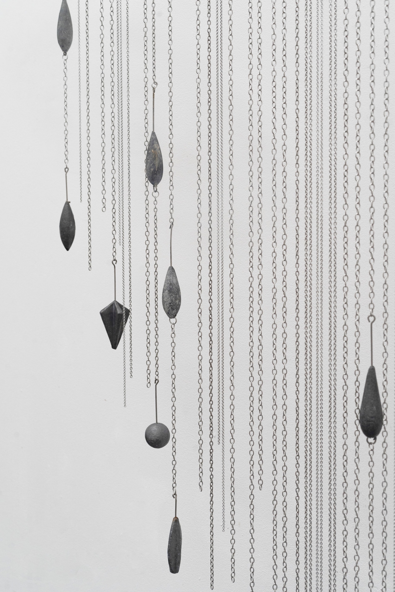 Main de fer, gant de velours installation view 19